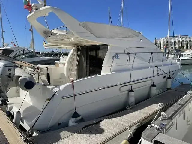 Azimut 40