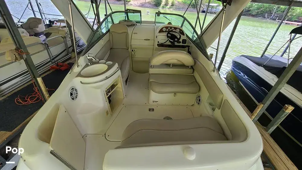 2005 Larson 274 cabrio