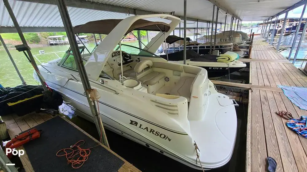 2005 Larson 274 cabrio