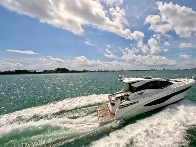 Galeon 485 Hts