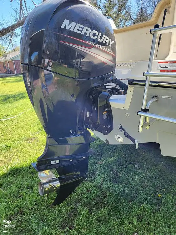 2017 Bayliner element f21