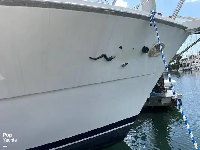 Viking Yachts 40 Convertible