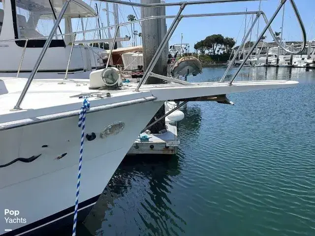 Viking Yachts 40 Convertible