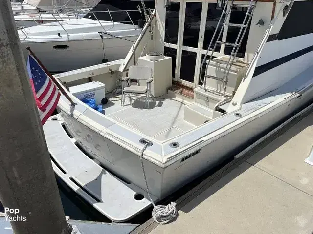 Viking Yachts 40 Convertible