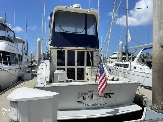 Viking Yachts 40 Convertible