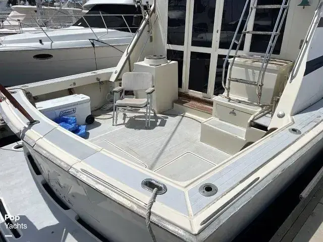 Viking Yachts 40 Convertible