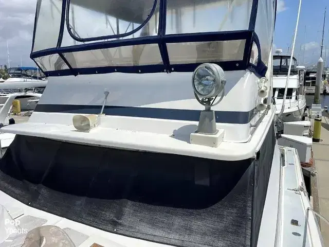 Viking Yachts 40 Convertible