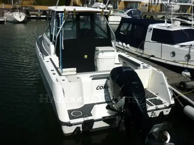 Boston Whaler 26 Conquest