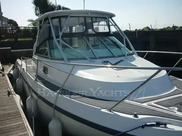 Boston Whaler 26 Conquest