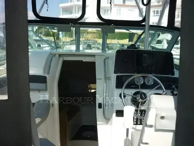 Boston Whaler 26 Conquest