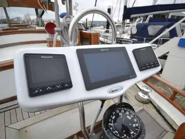 Sino American Yacht 39 pilothouse cutter