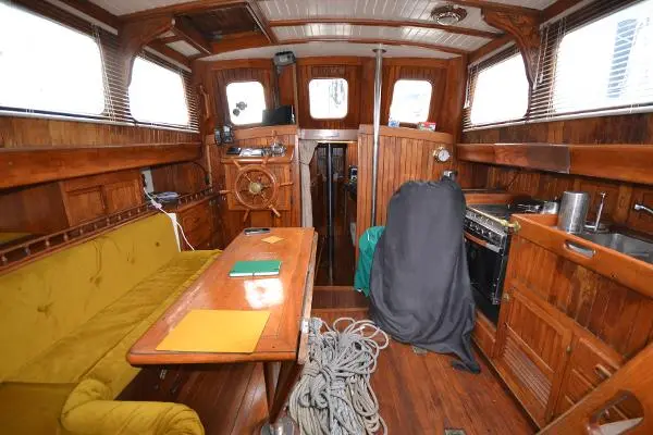 1980 American 39 pilothouse cutter