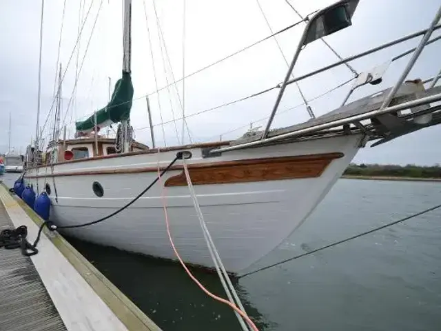 Sino American Yacht 39 pilothouse cutter