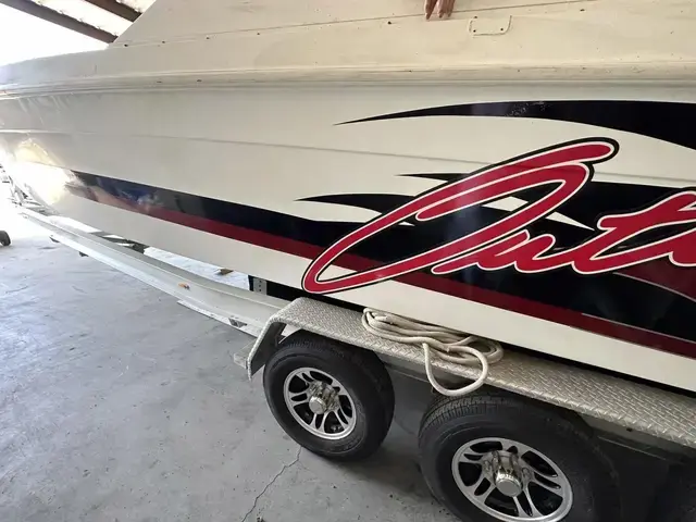 Baja Outlaw 32