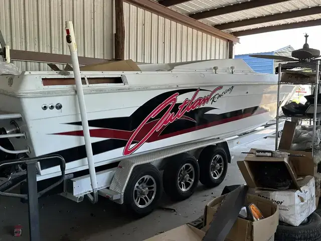 Baja Outlaw 32