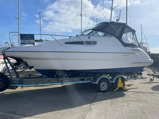 Sealine S24 Sport Cruiser