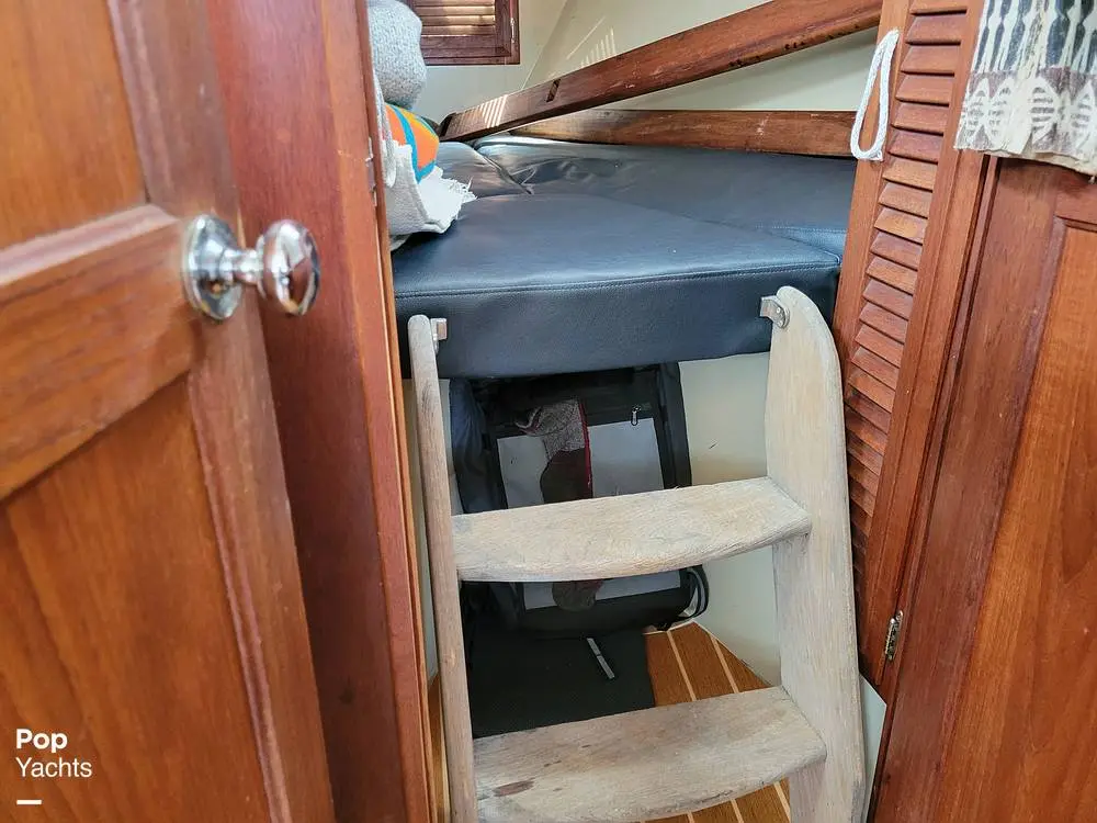 1975 Islander 30 bahama