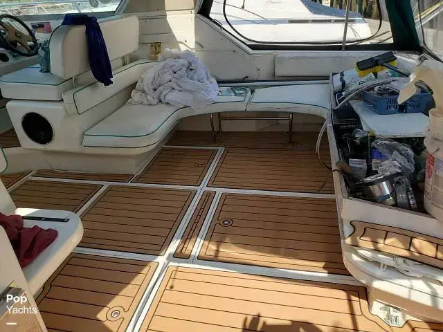 Sea Ray 400 Express Cruiser