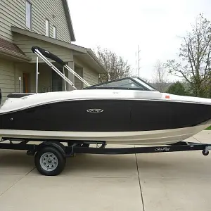 2019 Sea Ray SPX 190