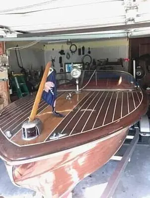 Chris Craft Capri 21