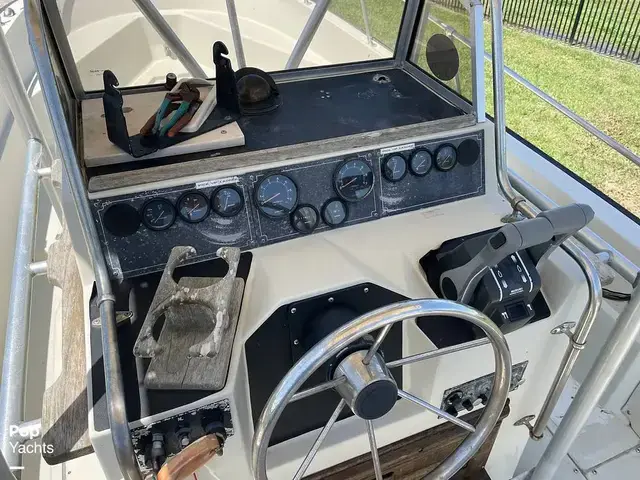 Boston Whaler 25 Outrage