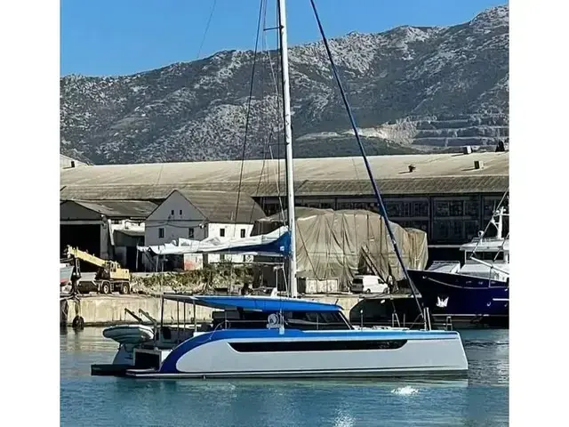 LUNA CATAMARANS 49