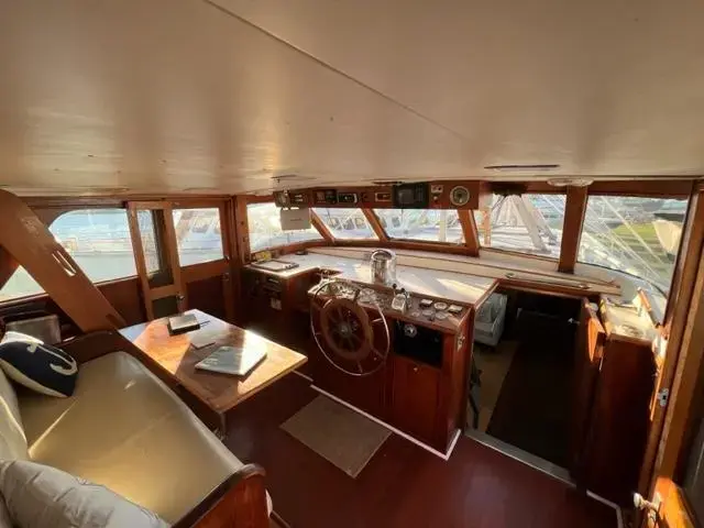 Burger 74 Flush Deck Motoryacht