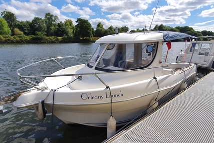 Quicksilver 640 Pilothouse