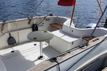 Quicksilver 640 Pilothouse