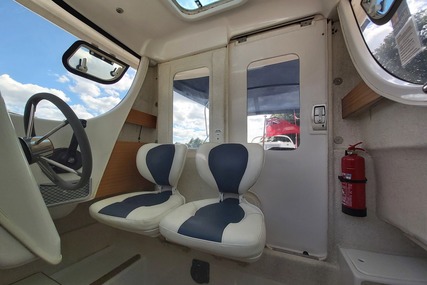 Quicksilver 640 Pilothouse