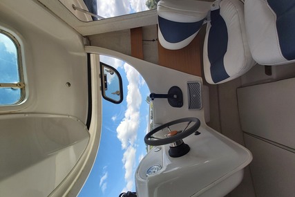 Quicksilver 640 Pilothouse