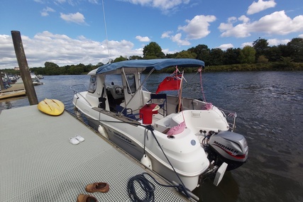 Quicksilver 640 Pilothouse