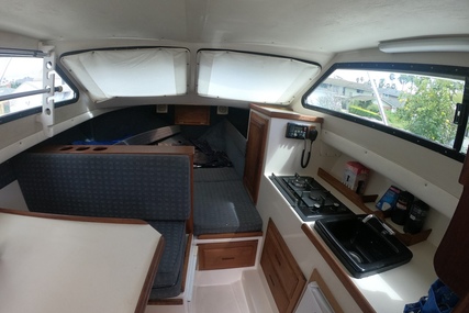 Skipjack 26 Flybridge