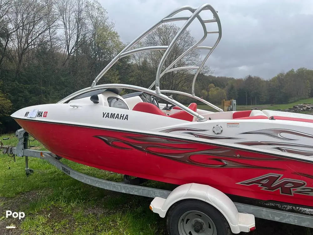 2004 Yamaha ar210