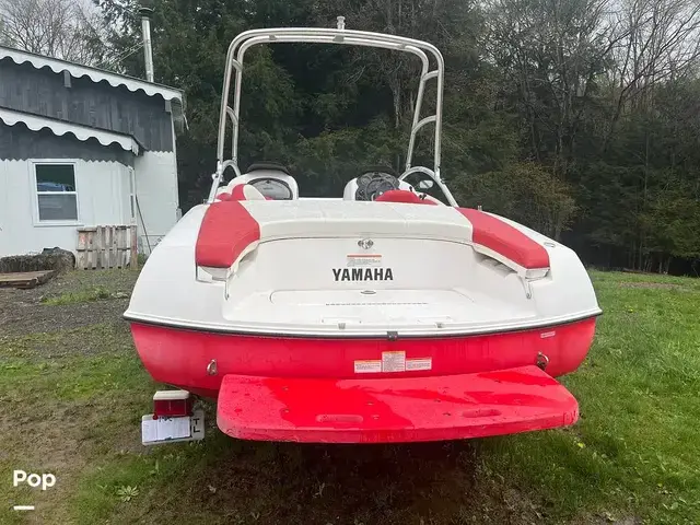 Yamaha Ar210