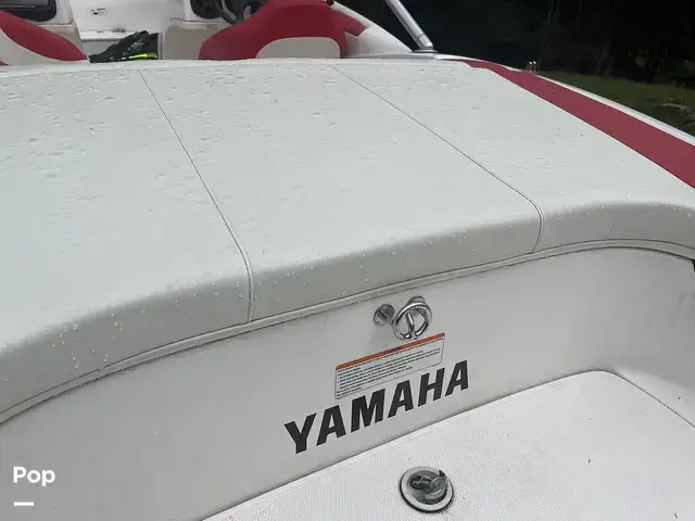 Yamaha Ar210