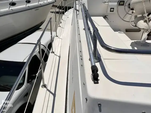 Trojan 36 Tri Cabin