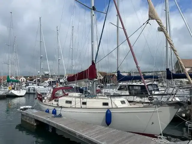 Victoria Boat 34