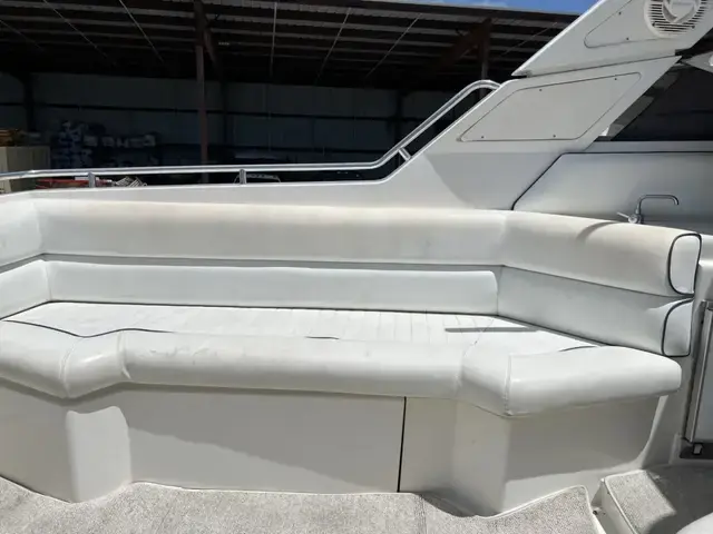 Sunseeker Martinique 38