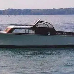 1953 Chris-Craft 24 Express Cruiser