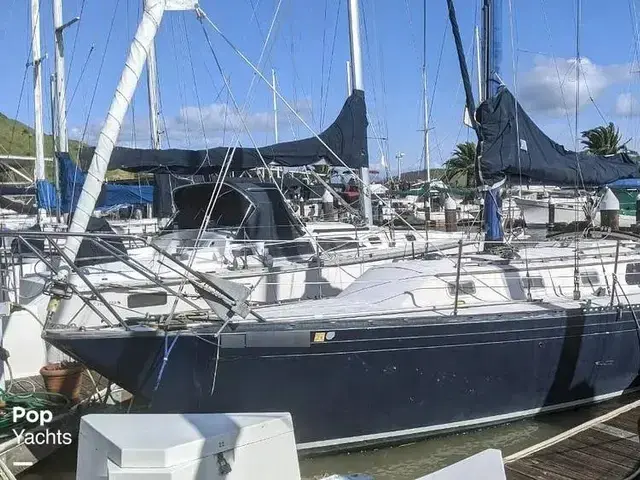 Islander 36