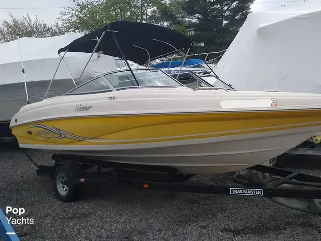 Rinker 212 Captiva Bowrider