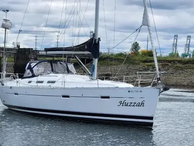 Beneteau Oceanis Clipper 373