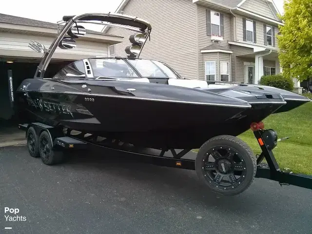 Malibu Wakesetter 22 Mxz