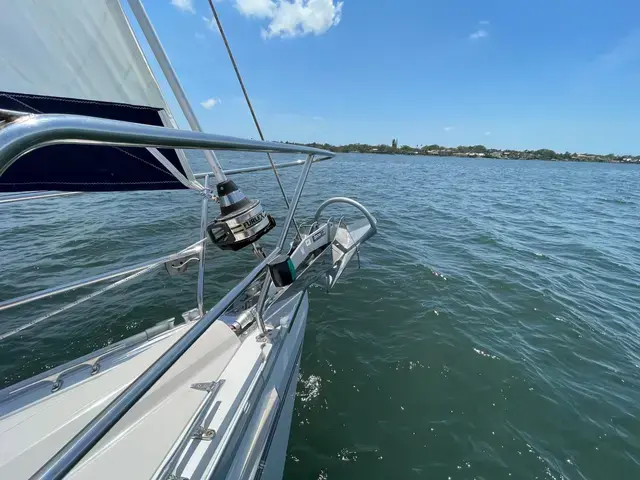 Catalina 445