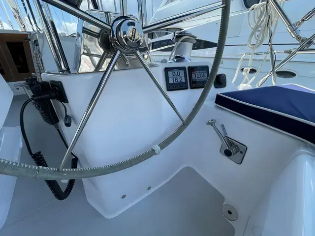 Catalina 445