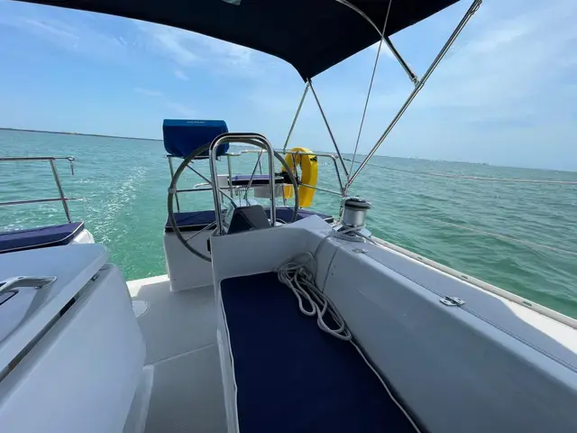 Catalina 445