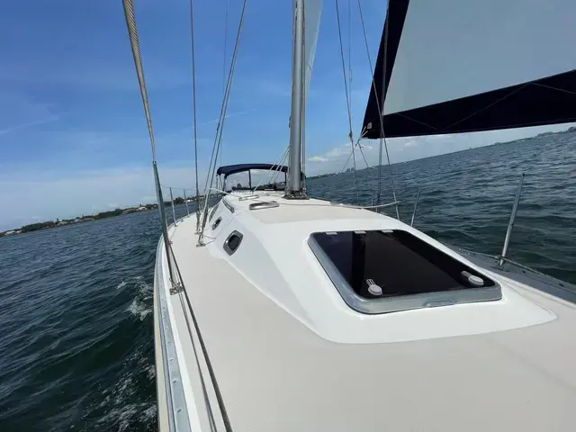 Catalina 445