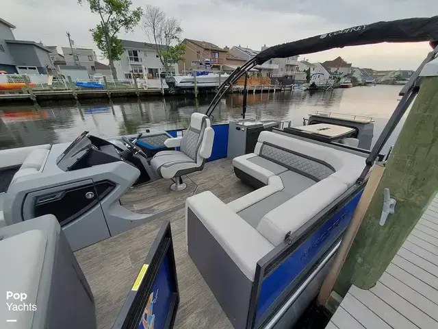 Godfrey Pontoon AquaPatio 275 CBE