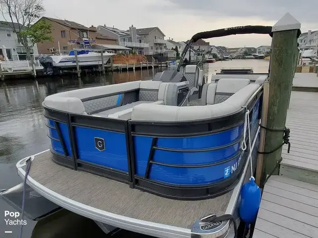 Godfrey Pontoon AquaPatio 275 CBE